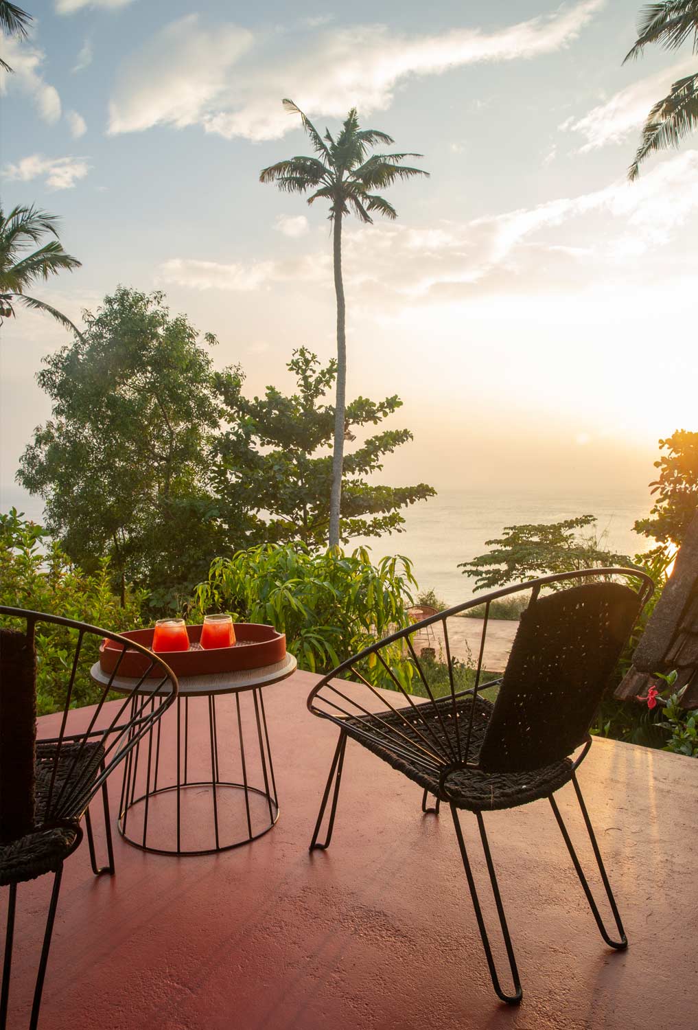 Garuda Cliff house, colors, cozy home, Interior Design, Living, Interieur, Ausstattung, Style, Pop Colors, Strong Colors, Starke Farben, India, Indien, tropical design, tropisches Design