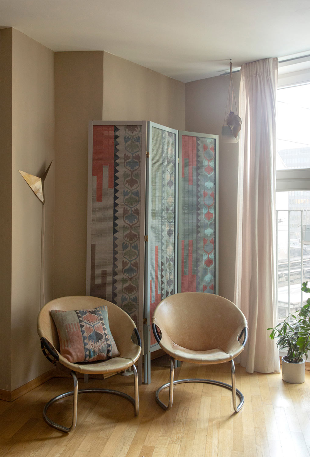 Living Room Berlin Mitte, Interior Design, Interieur, Ausstattung, Living, Wohnen, Style, cozy home, pastel colors, Pastell Farben, Rent location